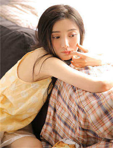 《二次元美女被捆绑用震蛋折磨-先生你哪位》