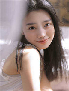 《今天高清视频免费观看-美女胸部视频》