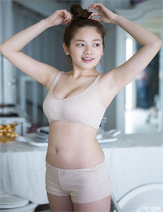 《十九岁日本完整免费完整版免费3-激情五月开心婷婷深爱》